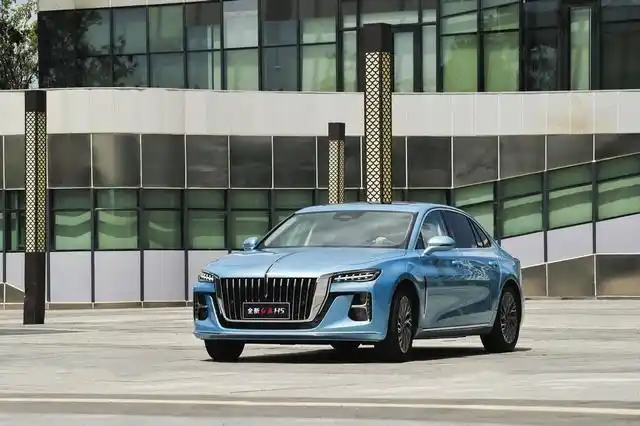 20万选b级车!1.5t/2.0t/1.5t混动三种动力,全新红旗h5怎么选?