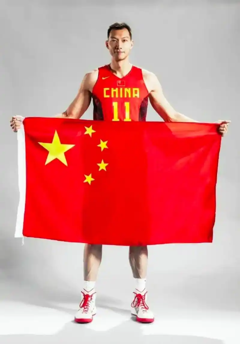 易建联告别职业篮球生涯.#易建联告别职业篮球 - 抖音