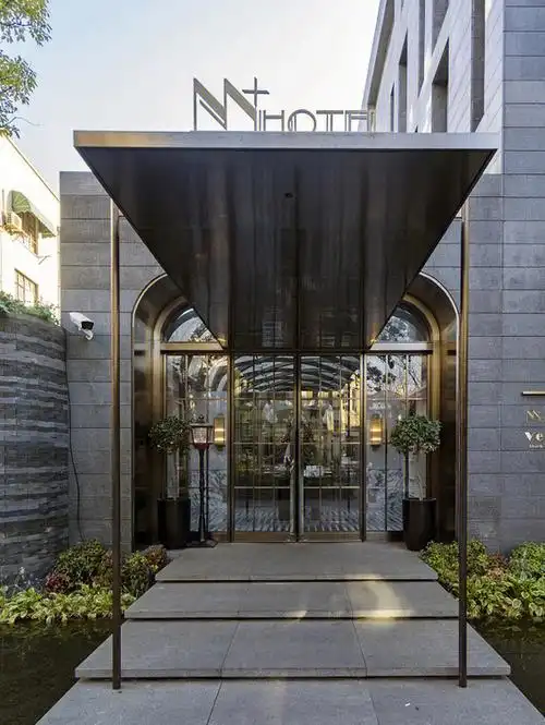 曾被称为中国最好公寓的上海黑石m酒店