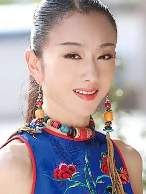 国家一级演员:杨丽萍