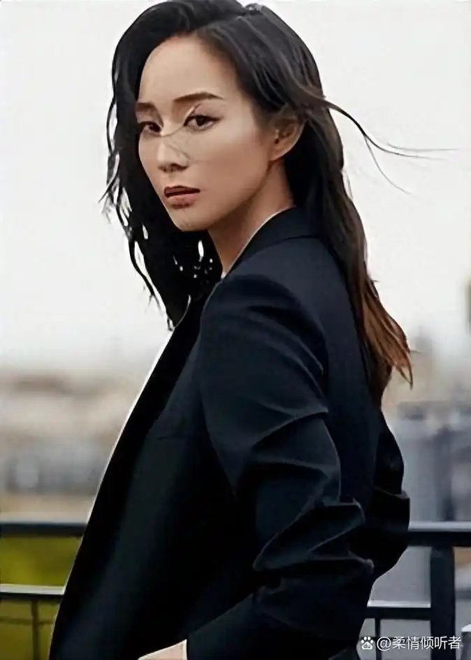 勇敢面对,重拾信心 张钧甯,一位才华横溢的美女,曾是赵又廷的前女友