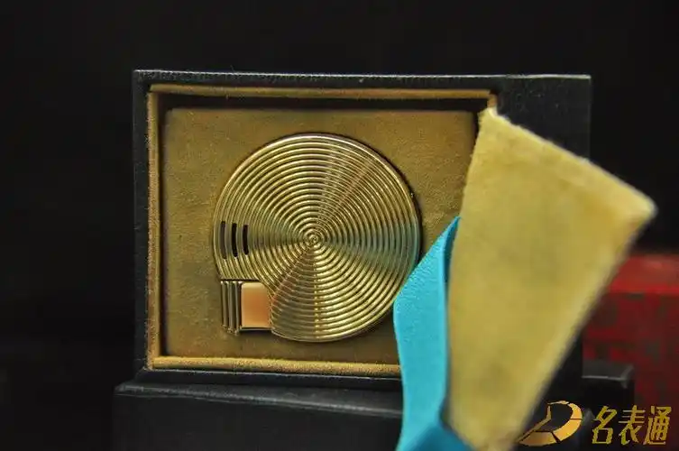 宝格丽18k金打火机