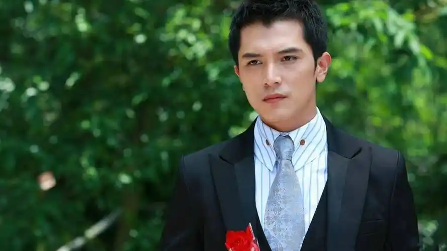 邱泽和唐嫣分手之后为何事业大不如前