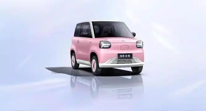 老师儿微型电动汽车的尖子生知豆汽车焕新了