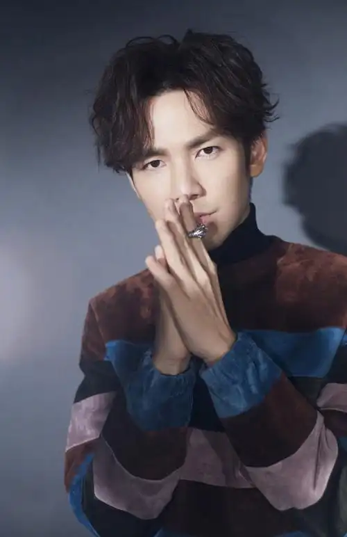 钟汉良帅气撩人时尚写真图片