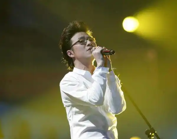 汪峰打人上头条 汪峰为什么总是上不了头条