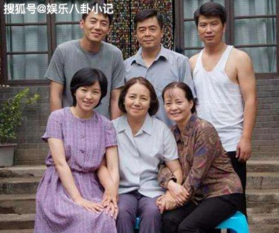 一琳的母亲,《女不强大天不容》中郑雨晴的婆婆吕母,《中国式关系》中