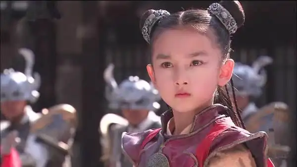 "金吒,木吒,哪吒,一起封神",这下联应对巧妙,取之《封神榜》,前面三人