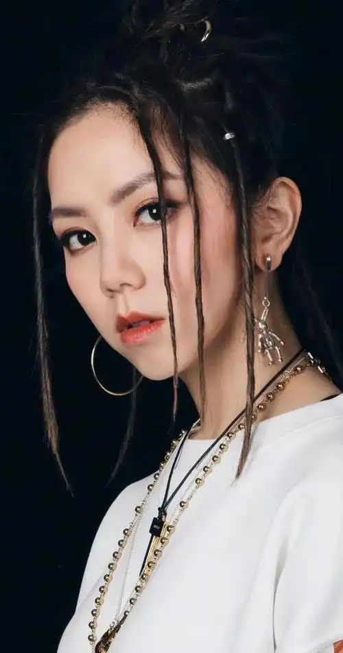 g·e·m——邓紫棋全图写真合集