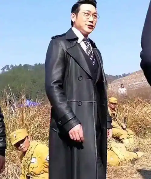 44岁陆毅身材发福严重,胖到怀疑人生,昔日男神形象一去不复返_网友