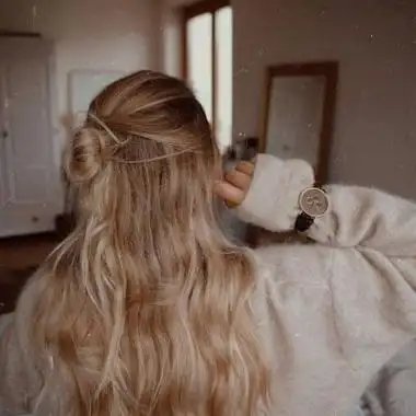 2021最火的唯美背影女生头像