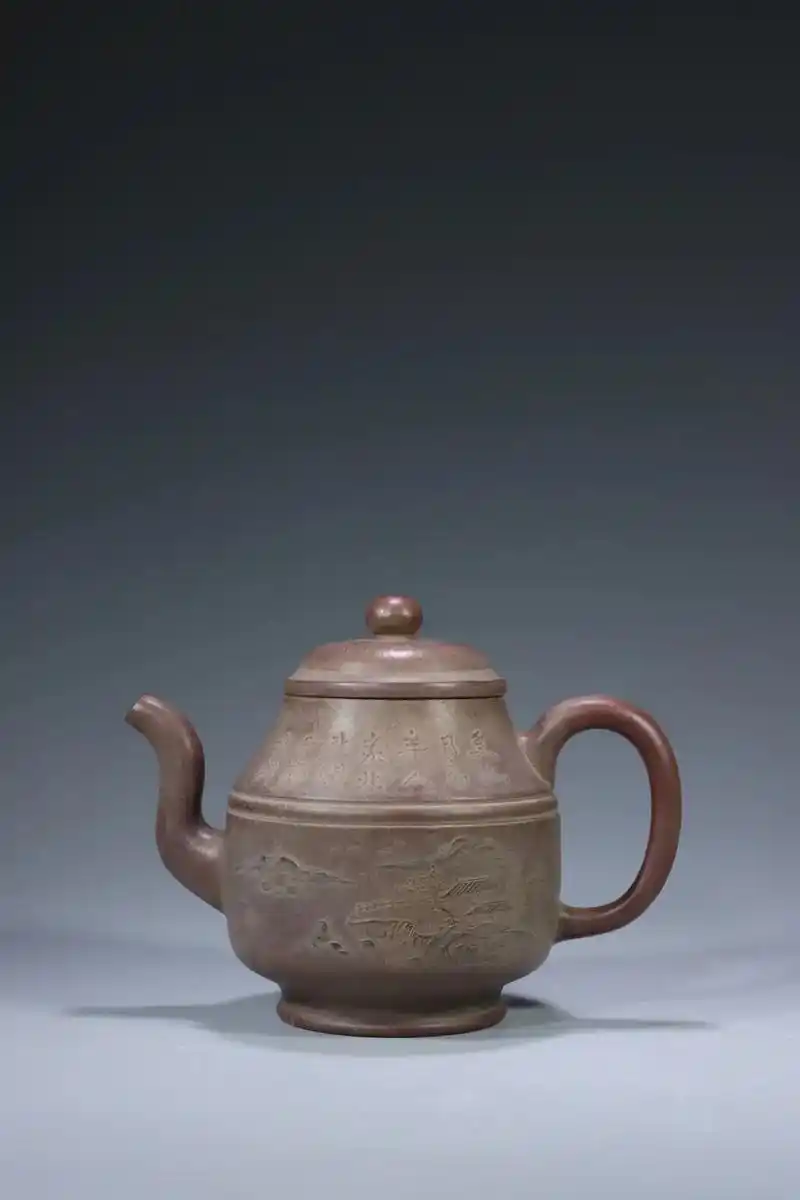 清代泥绘王东石款诗文山水壶