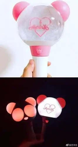 女团应援棒pk,blackpink的最"硬核",宇宙少女的很少女