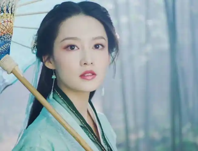 李沁包揽诛仙双女主,清冷陆雪琪vs俏皮碧瑶,仙侠剧该安排上了_造型