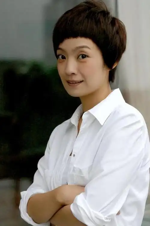 演员王海燕:张嘉益是好男人,41岁为他生女儿,我的选择没有错