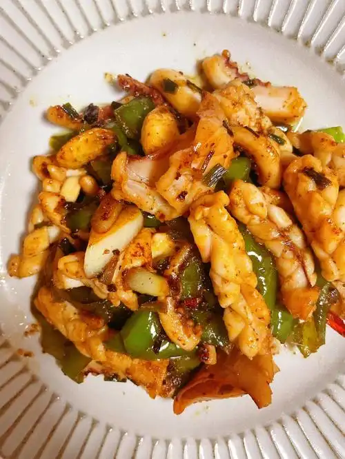 堪比路边摊铁板鱿鱼做法简单可以摆摊啦