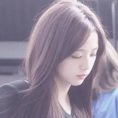 爱豆头像//金智秀jisoo头像//自调截,二传by经年.