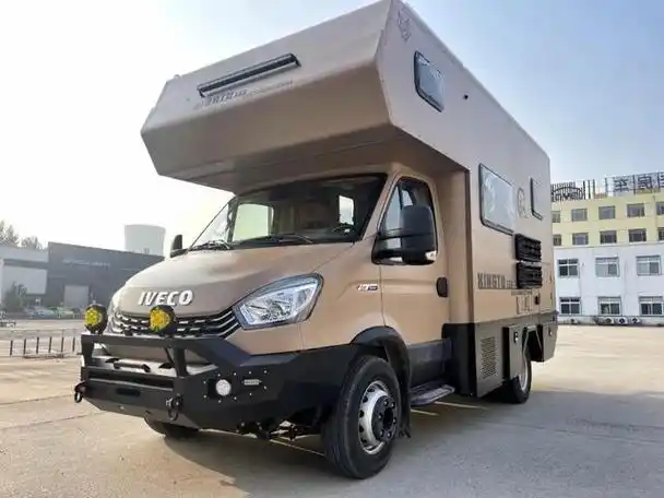 途佳星途系列房车 6.5t依维柯底盘 l型卡座布局 典雅新中式内饰