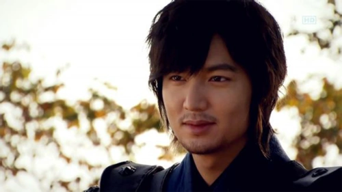 李敏镐,信义,李民浩,崔莹李敏镐壁纸图片