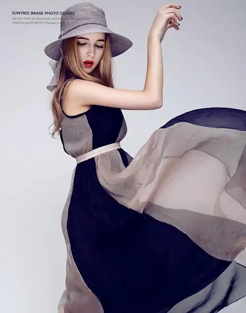 设计全屏海报宣传图女装主图简洁简约卡通可爱清新海报海报韩范模特女