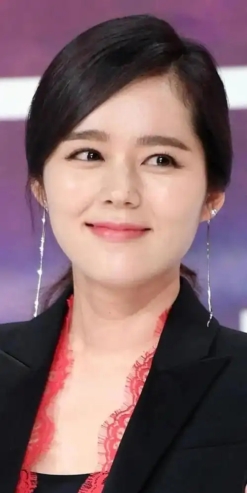 韩国性感美人韩佳人