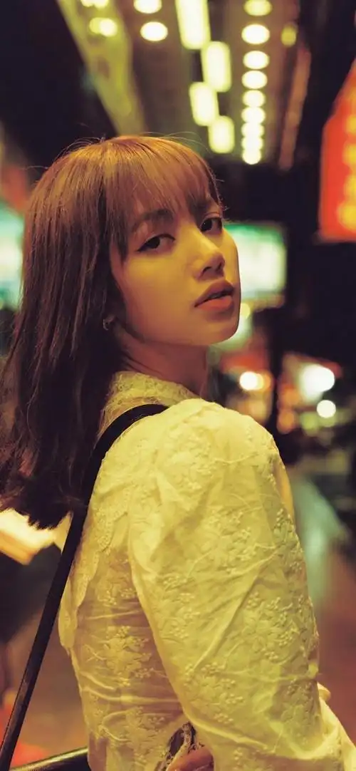 心心念很久的lisa锁屏壁纸|壁纸_新浪新闻