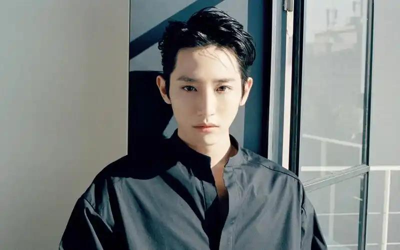 这自带贵气的妖冶美颜李洙赫!_哔哩哔哩_bilibili