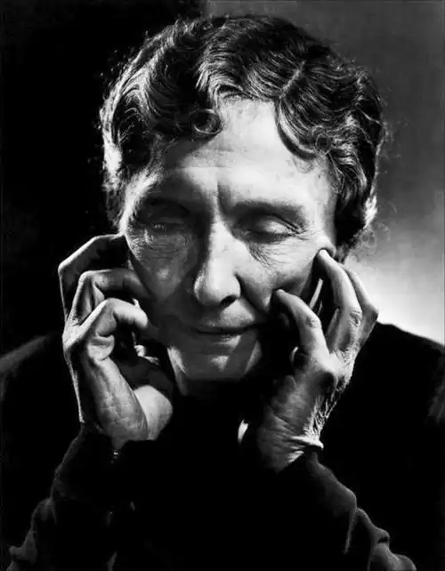 "光明天使"海伦·凯勒去世.