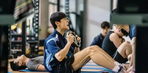 从白敬亭的身材管理谈自律自律不是约束是通向自由的路