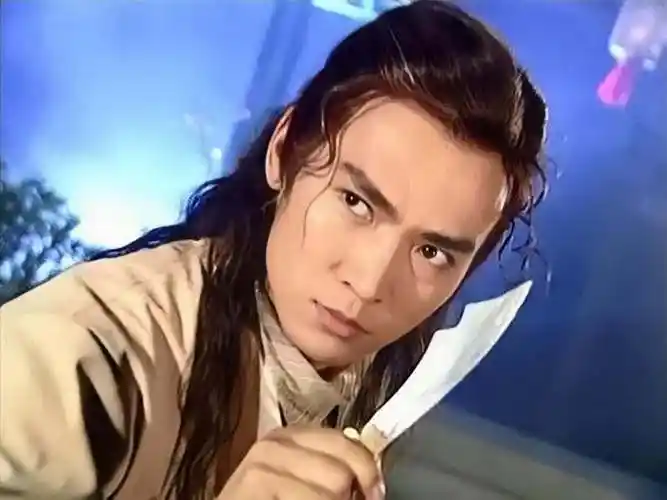 小李飞刀袭取的要害都是咽喉,为何高手却不做防护?