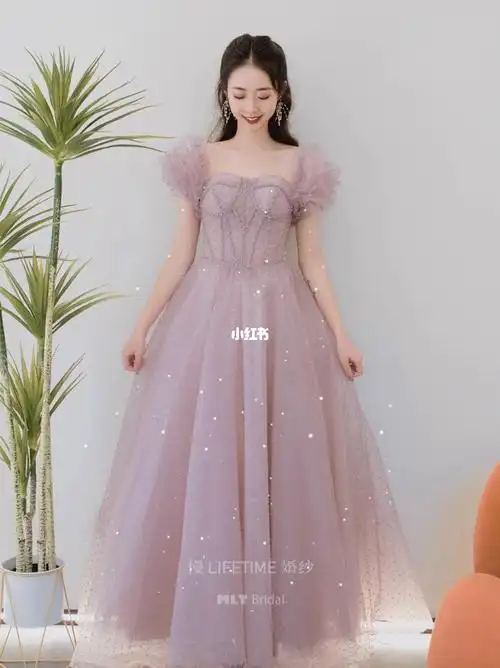 梦幻的淡紫色礼服是你钟意的那款敬酒服吗