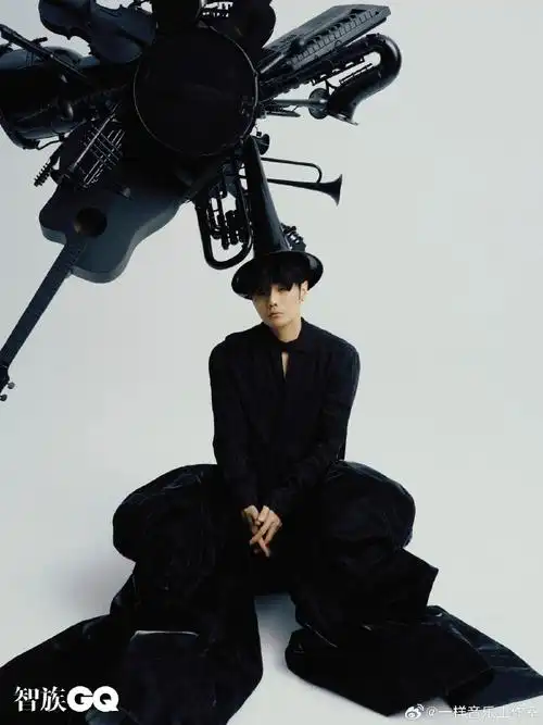 《智族gq》 2023年度歌手@李荣浩#智族gq moty年度人物#李荣浩超话