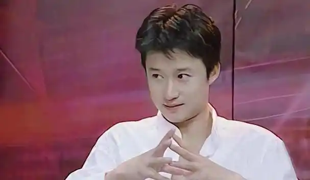 吴京,一个名字,一个让我们眼前一亮的名字.