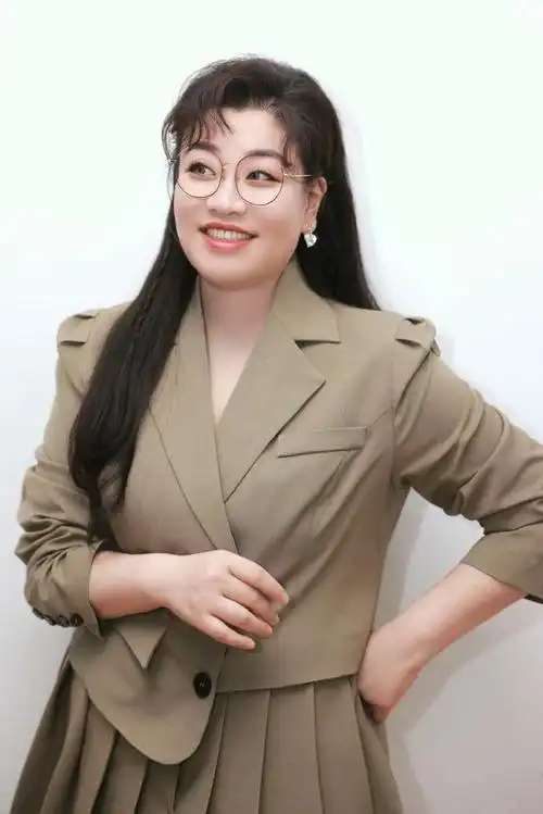 蒋诗萌说张睿轩的幼稚仅于明月可见##喜欢你我也是