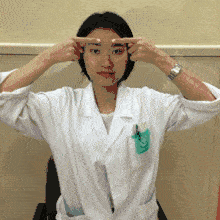 表情肌训练8步法:面瘫的自行康复治疗常见病因:脑血管疾病及脑部肿瘤