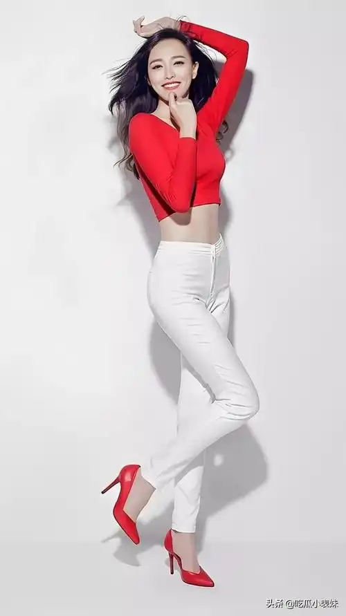 唐嫣十五张图告诉你唐嫣的腿有多美