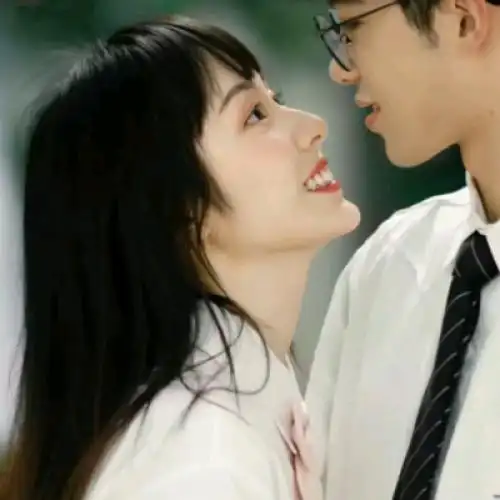 非常甜又恩爱的情侣头像00后情侣专属一对两张