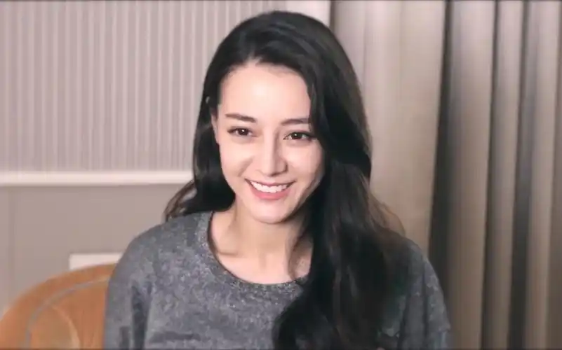 【迪丽热巴】171001-米兰 mr.bags采访