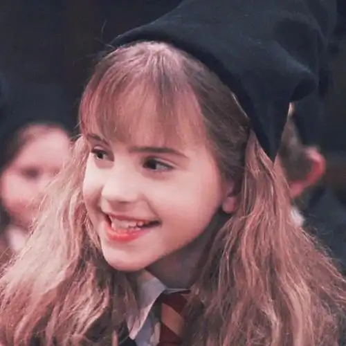 哈利波特 赫敏头像 来自微博@壁纸无水印wa 原创--有水印则见水印