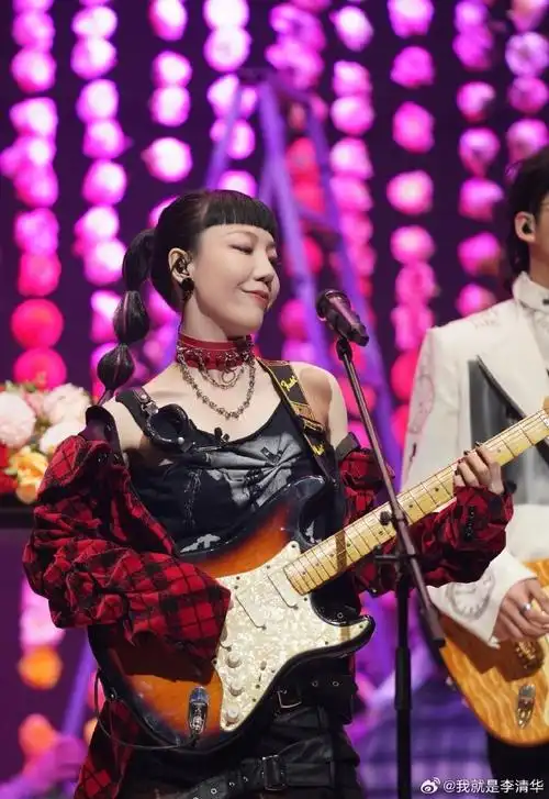 吴莫愁报名歌手##吴莫愁还想做顶流