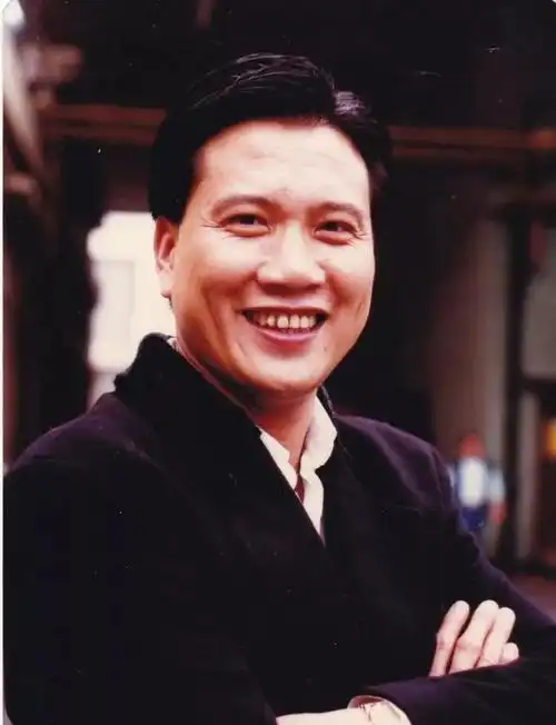 万梓良与恬妞离婚28年:他46岁当父亲,而她现在怎样了?