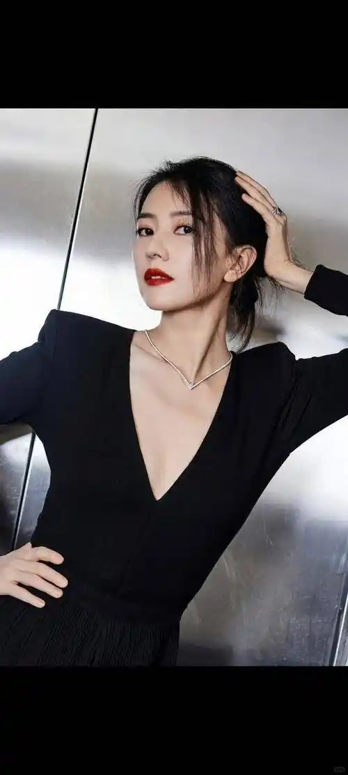 高圆圆高清性感写真来啦.