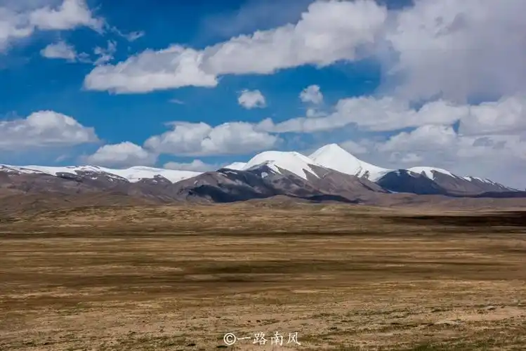 实拍青海可可西里无人区这里既荒凉凋敝又雄伟瑰丽得让人敬畏