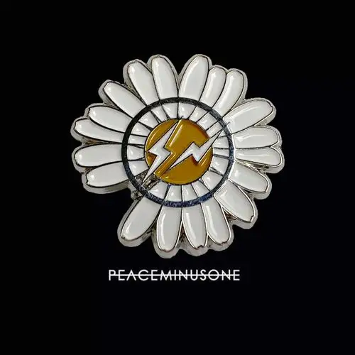 权志龙雏菊徽章gd同款符号闪电金属胸针情侣男女学生书包衣服装饰