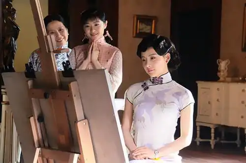 贾青劫中劫热播化身最美名媛孟美茹