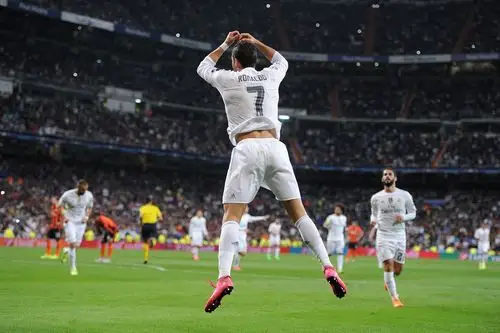 【加油】c罗急流勇退,转会尤文.为你加油呐喊!