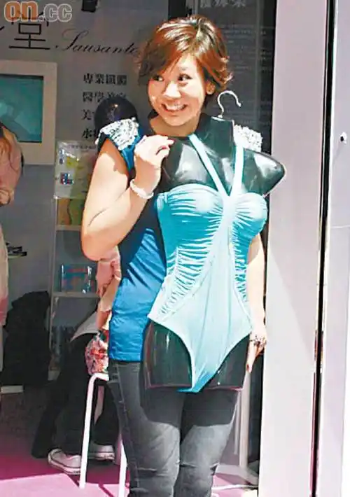郑欣宜瘦身成功 目标穿泳衣拍照(图)