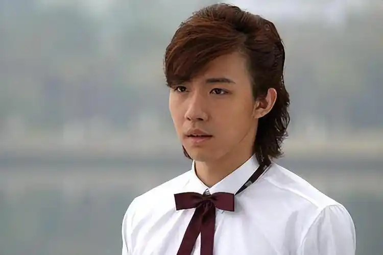 回顾俞灏明:毁容被公司放弃好友背叛,他蛰伏五年如今成人生赢家