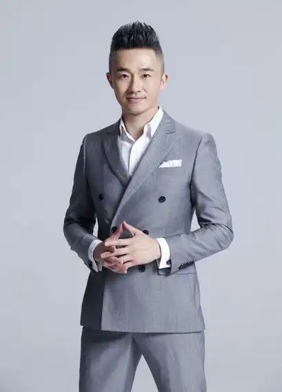 资料2012smg名优主持人候选人程雷