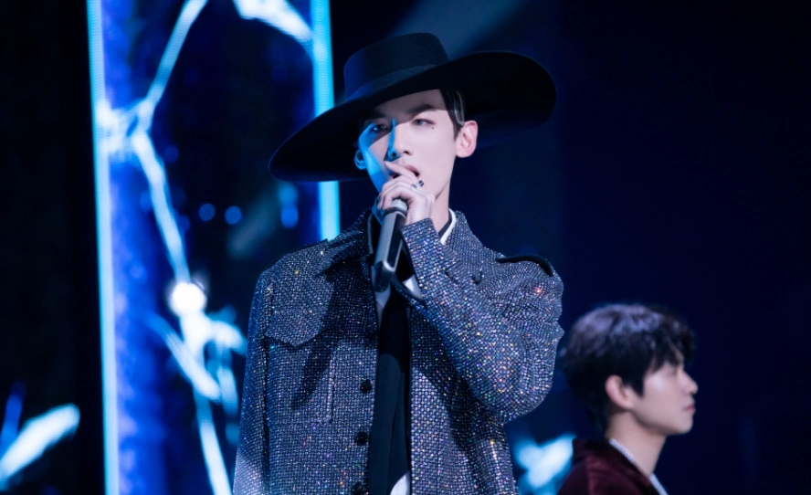 白敬亭魏大勋合唱他只是经过哪一期